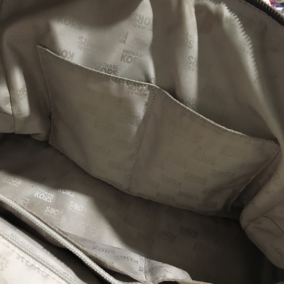 SOLD❗️Michael Kors Set: Brown Logo Purse&wallet - Picture 5 of 8